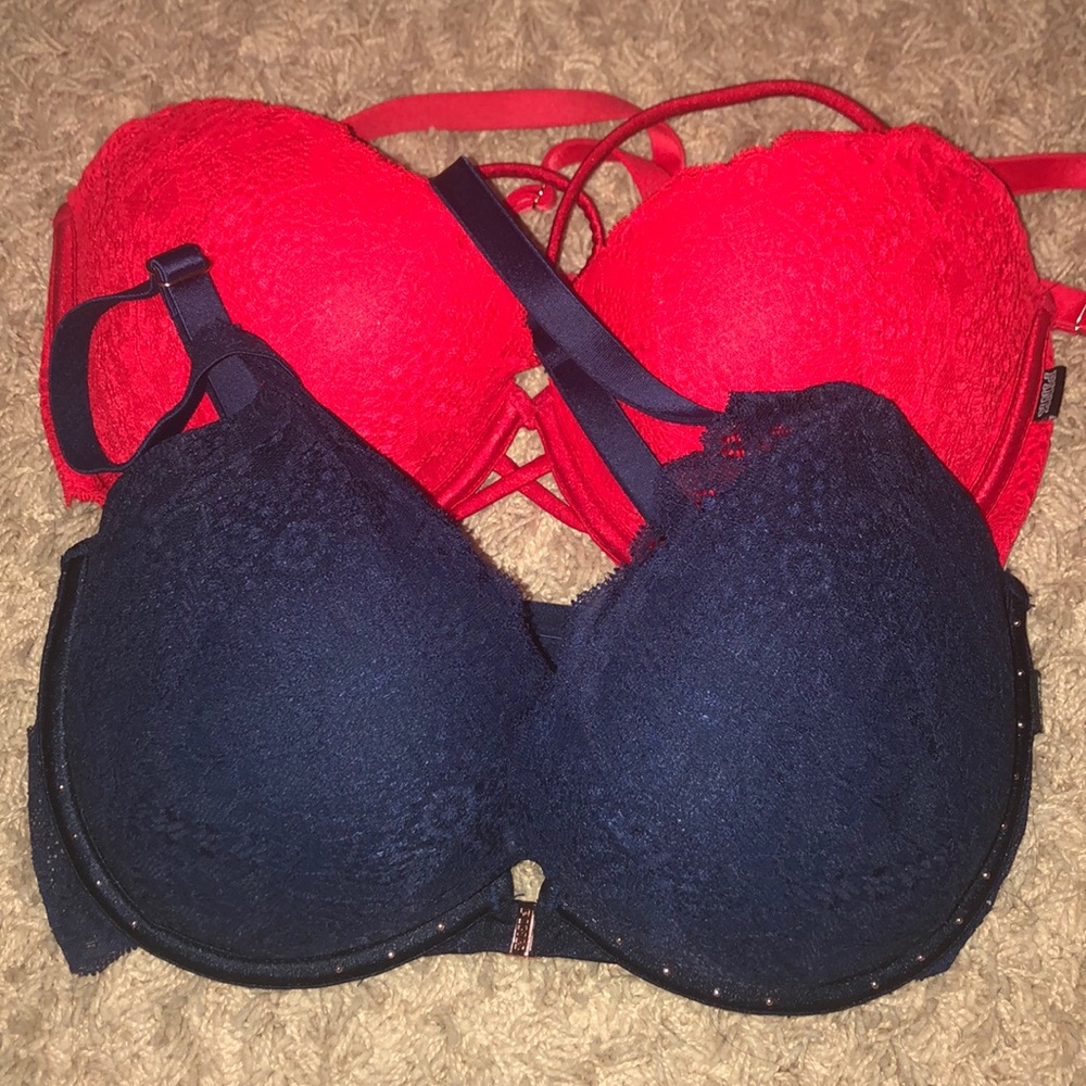 Victoria’s Secret Pink bra bundle